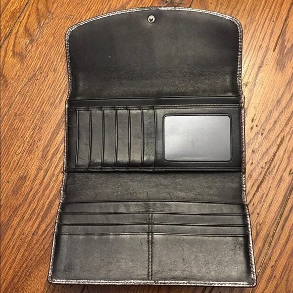 Coach Metallic Pewter Pebbled Leather Envelope Wallet - Silver Logo Hardware - Picture 7 of 16